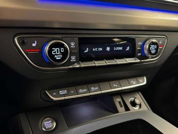 Audi Q5 35 TDI — photo 19