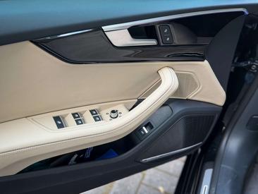 Audi A5 Cabriolet 35 TFSI — photo 36