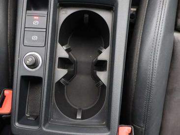 Audi Q3 35 TFSI — photo 27