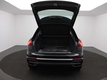 Audi Q3 35 TFSI — photo 15