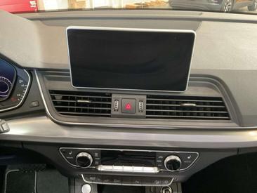 Audi Q5 50 TFSI E Quattro — photo 10