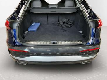 Audi Q5 E-hybrid Quattro — photo 16