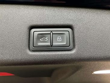 Audi Q5 E-hybrid Quattro — photo 18
