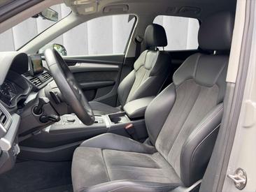 Audi Q5 55 TFSI E Quattro — photo 12