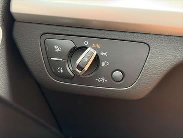 Audi Q5 55 TFSI E Quattro — photo 24