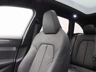 Audi A6 Avant TFSI E 55 E Quattro — photo 40