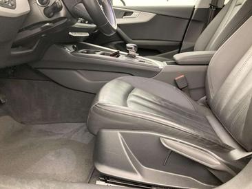 Audi A5 Sportback 35 TFSI — photo 31
