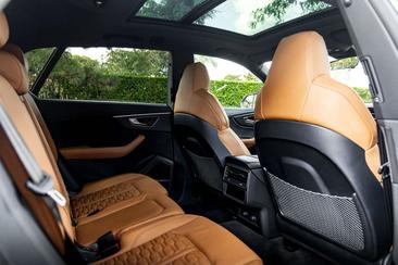 Audi RSQ8 — photo 21