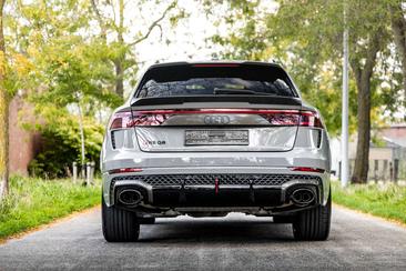 Audi RSQ8 — photo 25