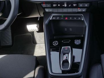 Audi A3 Sportback TFSI E 40 E — photo 6