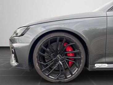 Audi RS4 Avant — photo 7