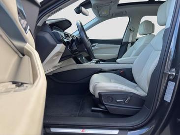 Audi E-tron 55 Quattro — photo 9