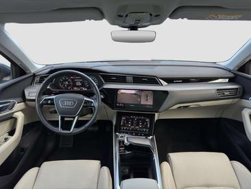 Audi E-tron 55 Quattro — photo 13