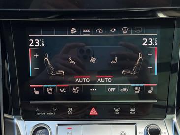 Audi E-tron 55 Quattro — photo 24