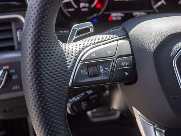 Audi RS4 Avant — photo 14
