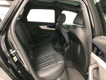 Audi A4 Avant 35 TFSI — photo 16