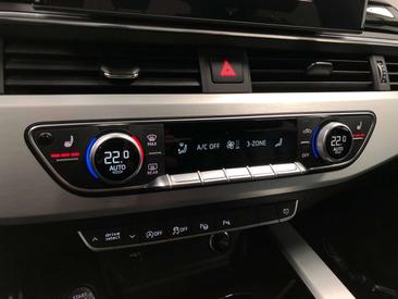 Audi A4 Avant 35 TFSI — photo 20