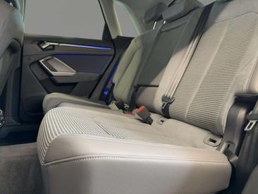 Audi Q3 35 TFSI — photo 7