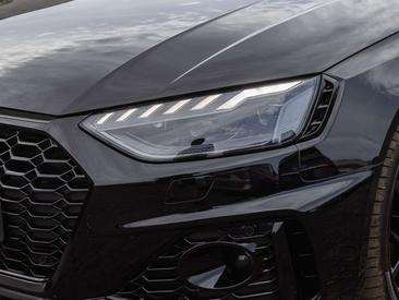 Audi RS4 Avant — photo 10