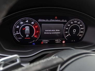 Audi RS4 Avant — photo 17