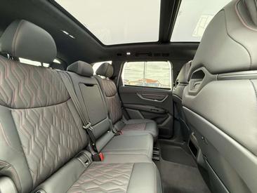 Audi Q7 S Line 30 TDI — photo 11
