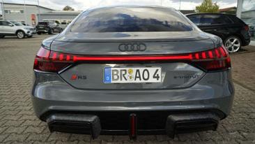 Audi RS E-tron GT — photo 3
