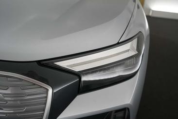 Audi Q4 Advanced Business 55 — photo 18