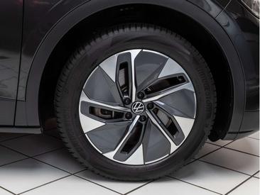 Volkswagen ID.4 Pro Performance — photo 8