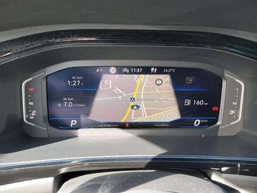 Volkswagen T-Roc 2.0 TSI 4MOTION — photo 4