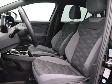 Volkswagen ID.4 Pro — photo 3