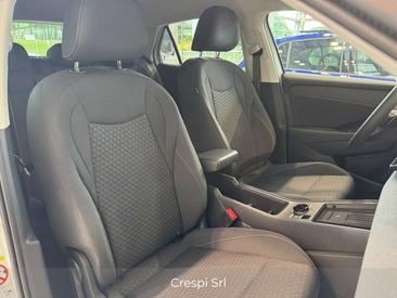 Volkswagen T-Roc 1.5 ETSI — photo 10