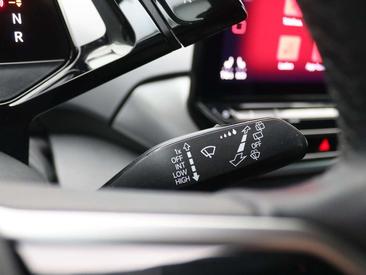 Volkswagen ID.4 Pro — photo 32