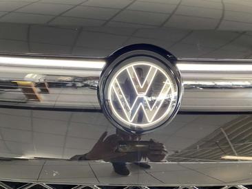Volkswagen TIGUAN EHybrid 272 — photo 11