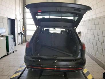 Volkswagen Touareg 3.0 V6 TDI — photo 11