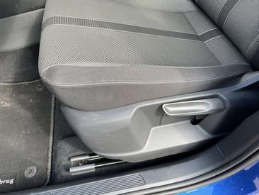 Volkswagen T-Roc 1.5 TSI — photo 7