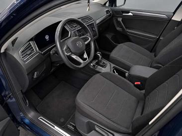Volkswagen TIGUAN EHybrid — photo 11