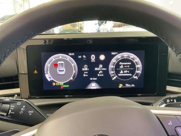 Volkswagen T-Roc 1.5 ETSI — photo 14
