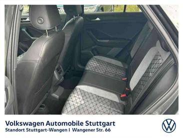 Volkswagen T-Roc 2.0 TSI 4MOTION — photo 8