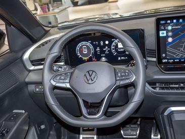 Volkswagen T-Roc 1.5 ETSI — photo 6