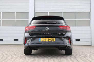 Volkswagen T-Roc 1.5 TSI — photo 9