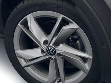 Volkswagen T-Roc 1.5 ETSI — photo 8