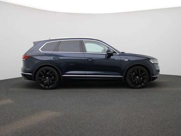 Volkswagen Touareg EHybrid — photo 6