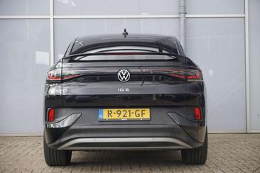 Volkswagen ID.5 Coupé SUV Pro — photo 11