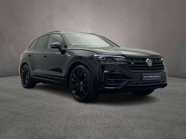 Volkswagen Touareg R EHybrid — photo 9
