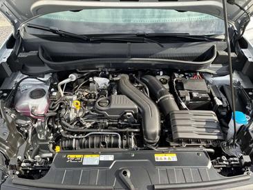 Volkswagen T-CROSS 1.5 TSI — photo 10