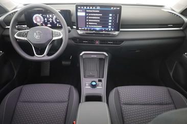 Volkswagen T-Roc 1.5 ETSI — photo 8