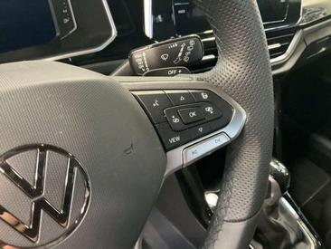 Volkswagen T-Roc R-Line — photo 8
