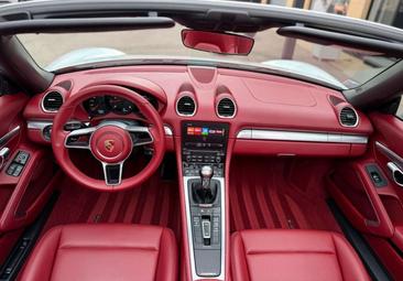 Porsche 718 Cabriolet Boxster — photo 4
