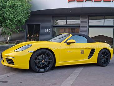 Porsche 718 Cabriolet Boxster — photo 2
