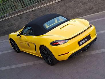 Porsche 718 Cabriolet Boxster — photo 6